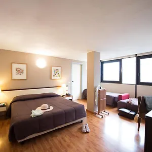Отель Ibis Styles Cristal